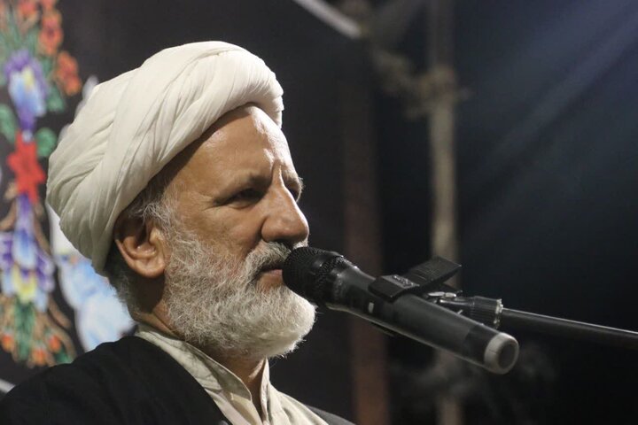 تصاویر/ اجتماع شبانه مردم ولایی و انقلابی طارم در دفاع از ایران و بیعت با رهبر انقلاب