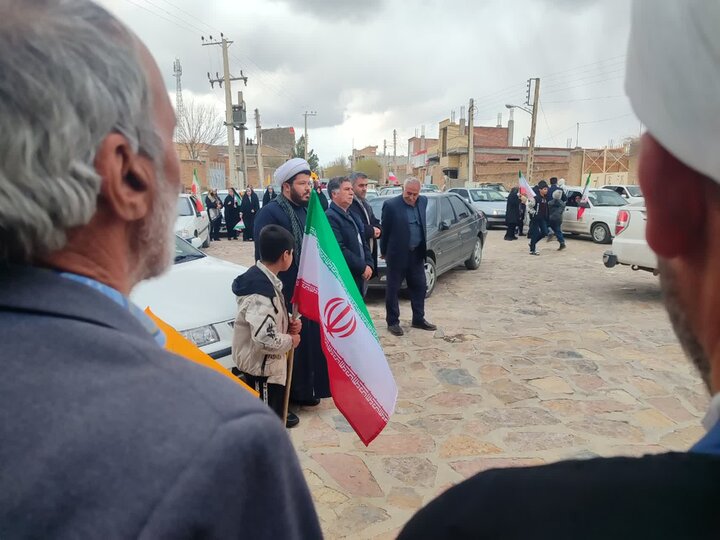 تصاویر/ کاروان خودرویی در حمایت از نظام اسلامی به همت طلاب میاندوآب