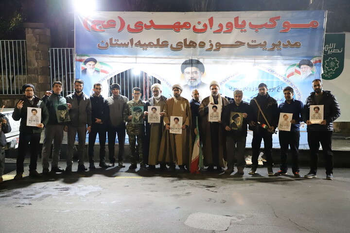 تصاویر/ برپایی موکب «قائد امت» توسط طلاب و اساتید مدرسه علمیه حضرت ولیعصر(عج)تبریز