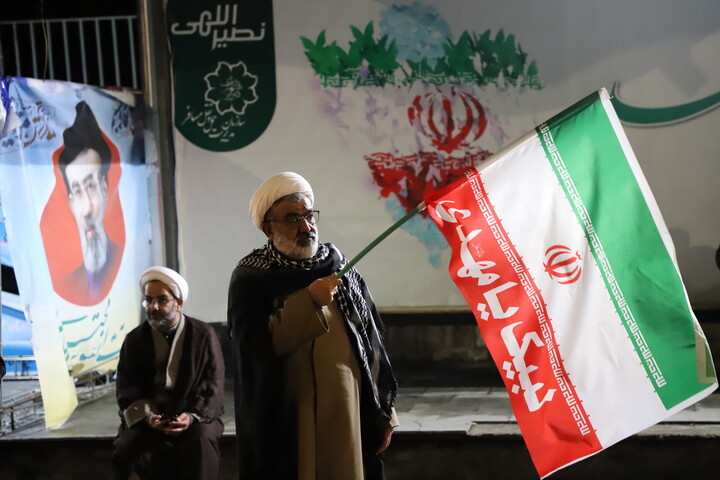 تصاویر/ برپایی موکب «قائد امت» توسط طلاب و اساتید مدرسه علمیه حضرت ولیعصر(عج)تبریز
