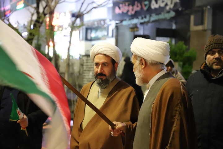 تصاویر/ برپایی موکب «قائد امت» توسط طلاب و اساتید حوزه علمیه خواهران استان آذربایجان شرقی