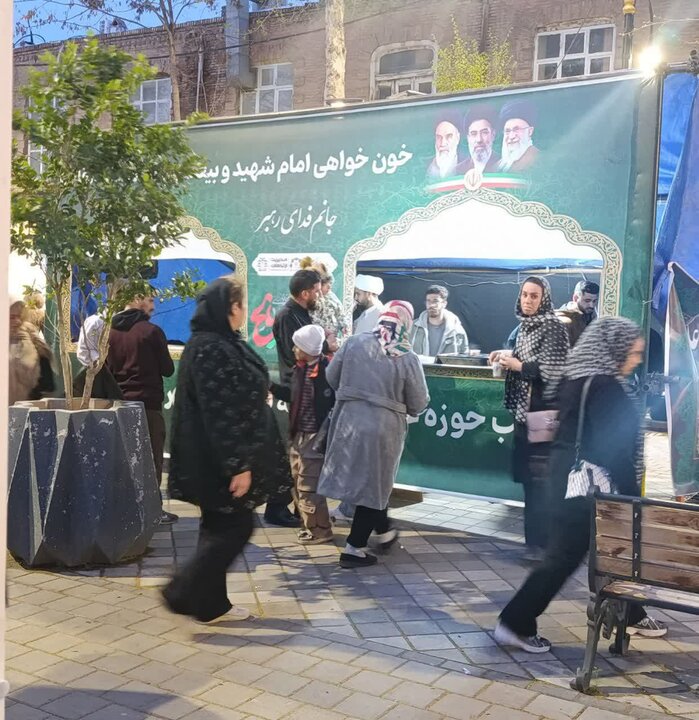تصاویر/  برپائی موکب گروه جهادی طلاب مدرسه علمیه آیت الله نمازی (ره )شهرستان خوی