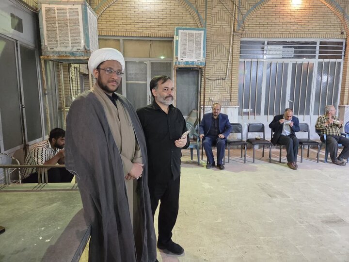 تصاویر/  اجتماع مردمی عزاداری شهادت امام صادق(ع) در مدرسه علمیه آیت‌الله مدنی کاشانی(ره)
