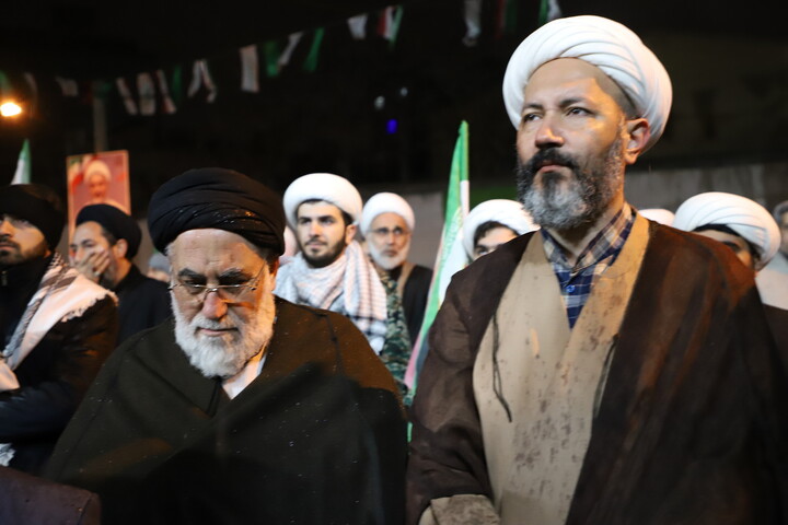 تصاویر / قاب‌هایی از تجدید میثاق؛ پیوند روحانیت و مردم تبریز در پاسداشت مقام شهید محدث‌نیا