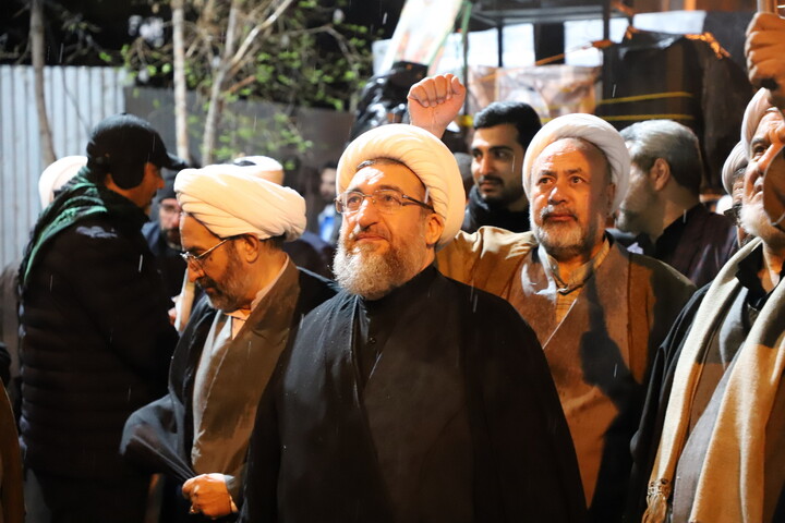 تصاویر / قاب‌هایی از تجدید میثاق؛ پیوند روحانیت و مردم تبریز در پاسداشت مقام شهید محدث‌نیا