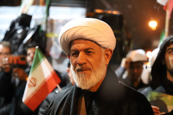 تصاویر / قاب‌هایی از تجدید میثاق؛ پیوند روحانیت و مردم تبریز در پاسداشت مقام شهید محدث‌نیا