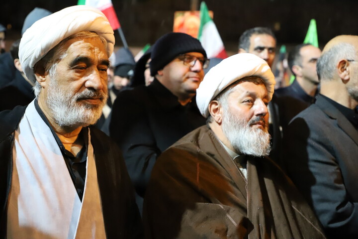 تصاویر / قاب‌هایی از تجدید میثاق؛ پیوند روحانیت و مردم تبریز در پاسداشت مقام شهید محدث‌نیا