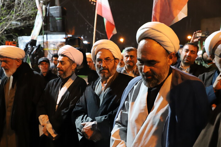 تصاویر / قاب‌هایی از تجدید میثاق؛ پیوند روحانیت و مردم تبریز در پاسداشت مقام شهید محدث‌نیا