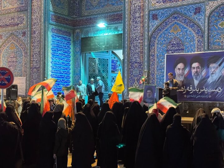تصاویر/ چهل و پنجمین شب اجتماع مردمی در قرچک