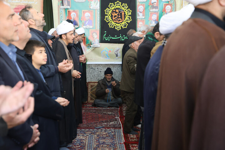 تصاویر /  اجتماع عزاداران امام صادق(ع) در مدرسه علمیه آیت الله آخوند(ه)