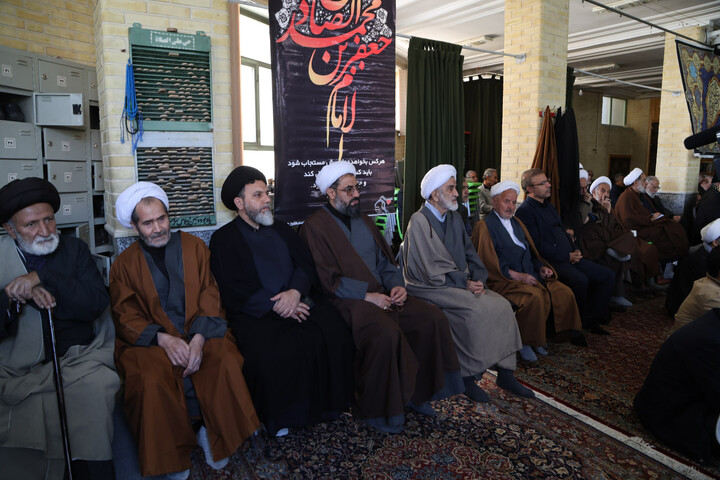 تصاویر /  اجتماع عزاداران امام صادق(ع) در مدرسه علمیه آیت الله آخوند(ه)