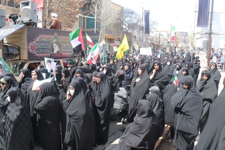 تصاویر / سوگواری حوزه‌ علمیه خواهران و برادران زنجان در سالروز شهادت امام صادق (ع)