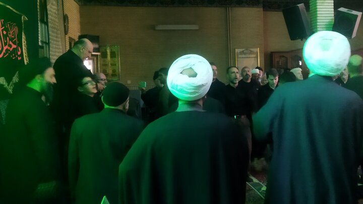 تصاویر/ دسته سوگواری حوزویان و اهالی مسجد آیت الله غروی(ره) در آستان مقدس امامزاده سید اسماعیل(ع)