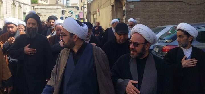 تصاویر/ دسته سوگواری حوزویان و اهالی مسجد آیت الله غروی(ره) در آستان مقدس امامزاده سید اسماعیل(ع)