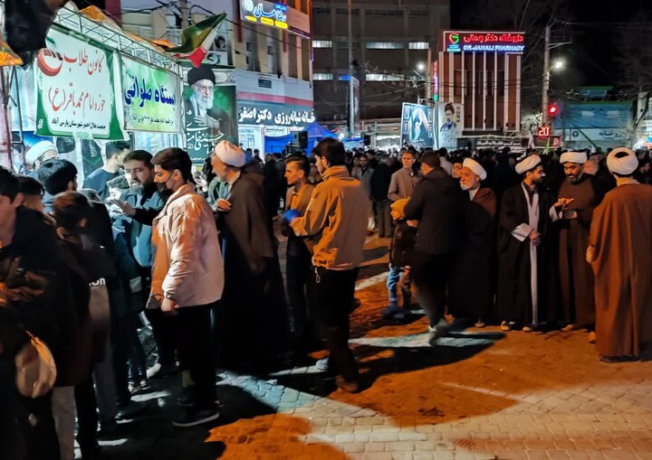 تصاویر/ ایستگاه صلواتی مدرسه علمیه امام محمد باقر(ع) اردبیل