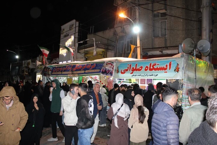 تصاویر/ ایستگاه صلواتی مدرسه علمیه امام محمد باقر(ع) اردبیل