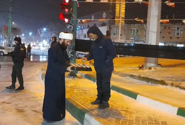 تصاویر/ موکب تبیینی فرهنگی مدرسه علمیه جعفریه خلخال