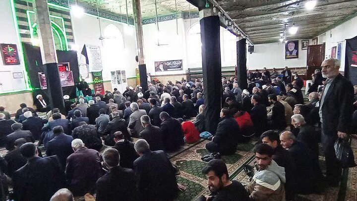 تصاویر/مراسم سوگواری شهادت امام جعفر صادق (ع) در مسجد جامع الیگودرز