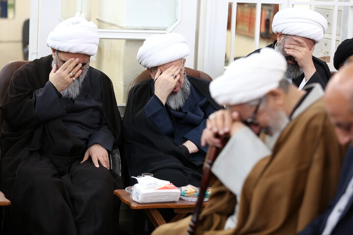تصاویر/ مراسم شهادت امام جعفر صادق(ع) در بیت آیت الله العظمی فاضل لنکرانی (ره)