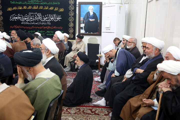 تصاویر/ مراسم شهادت امام جعفر صادق(ع) در بیت آیت الله العظمی فاضل لنکرانی (ره)