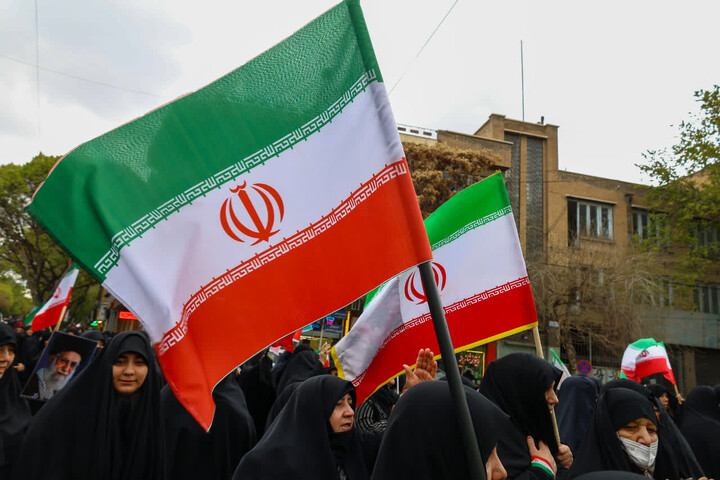 تصاوبر /  اجتماع خیابانی عزاداران، بمناسبت شهادت امام صادق (علیه السلام) در تبریز