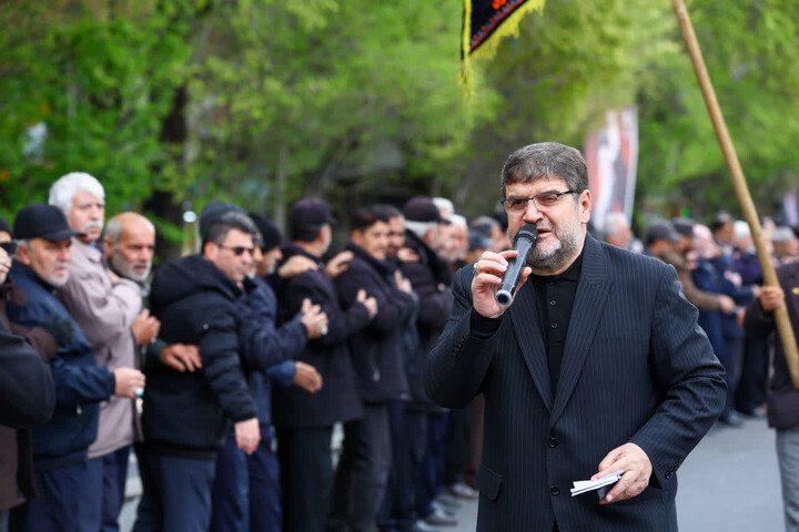تصاوبر /  اجتماع خیابانی عزاداران، بمناسبت شهادت امام صادق (علیه السلام) در تبریز