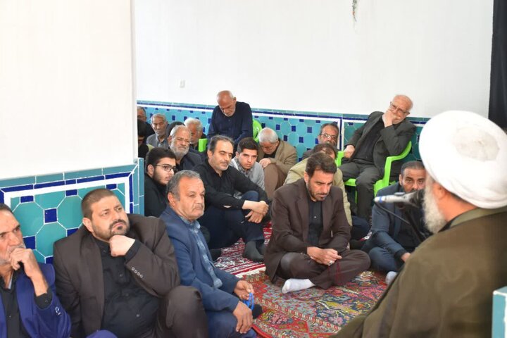 تصاویر/ مراسم عزاداری شهادت امام صادق (ع) با حضور روحانیون ، طلاب . مادحین اهل بیت(ع) آران وبیدگل