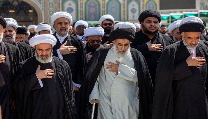 دسته عزاداری طلاب حوزه علمیه کربلا در شهادت امام صادق (علیه السلام)
