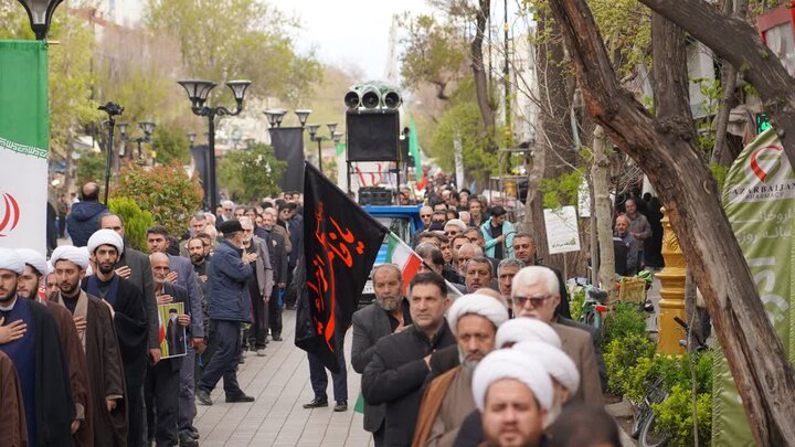 تصاویر/ دسته عزای شهادت امام جعفرصادق(ع) با حضور پر شور مردم دارالمومنین خوی