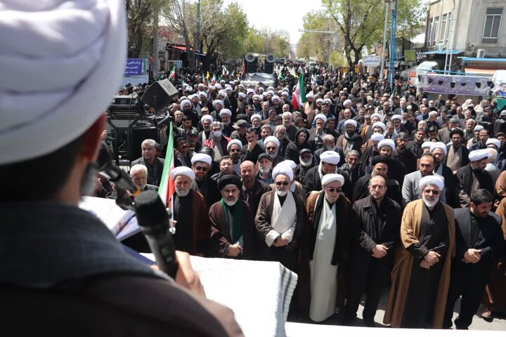 تصاویر/ دسته عزاداری علما و روحانیون ارومیه در سالروز شهادت امام صادق علیه‌السلام