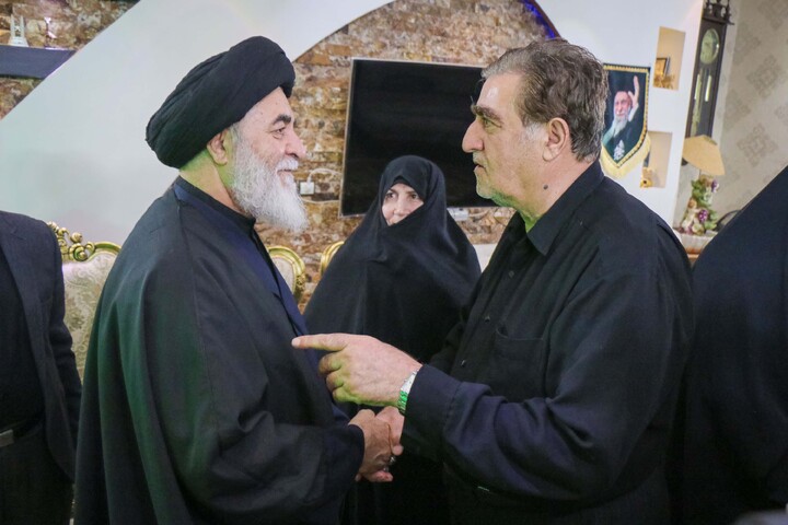 تصاویر/ دیدار و تکریم اصحاب رسانه قم از خانواده شهید امیرحسین عزتی پور
