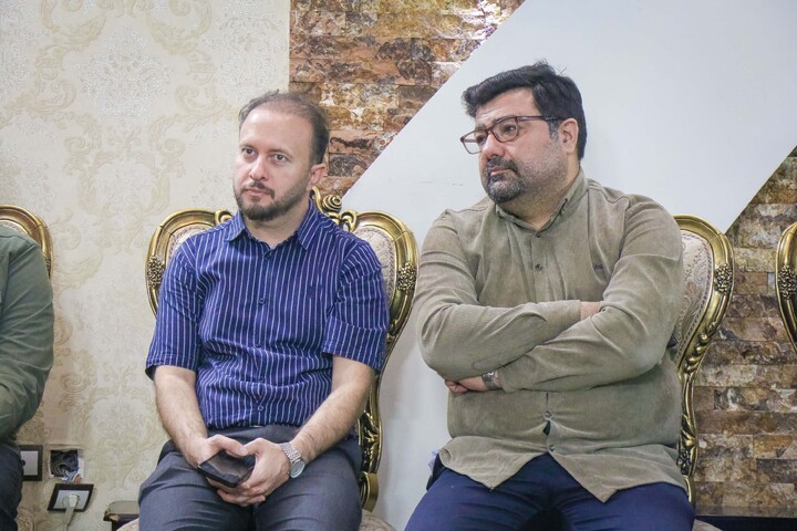 تصاویر/ دیدار و تکریم اصحاب رسانه قم از خانواده شهید امیرحسین عزتی پور
