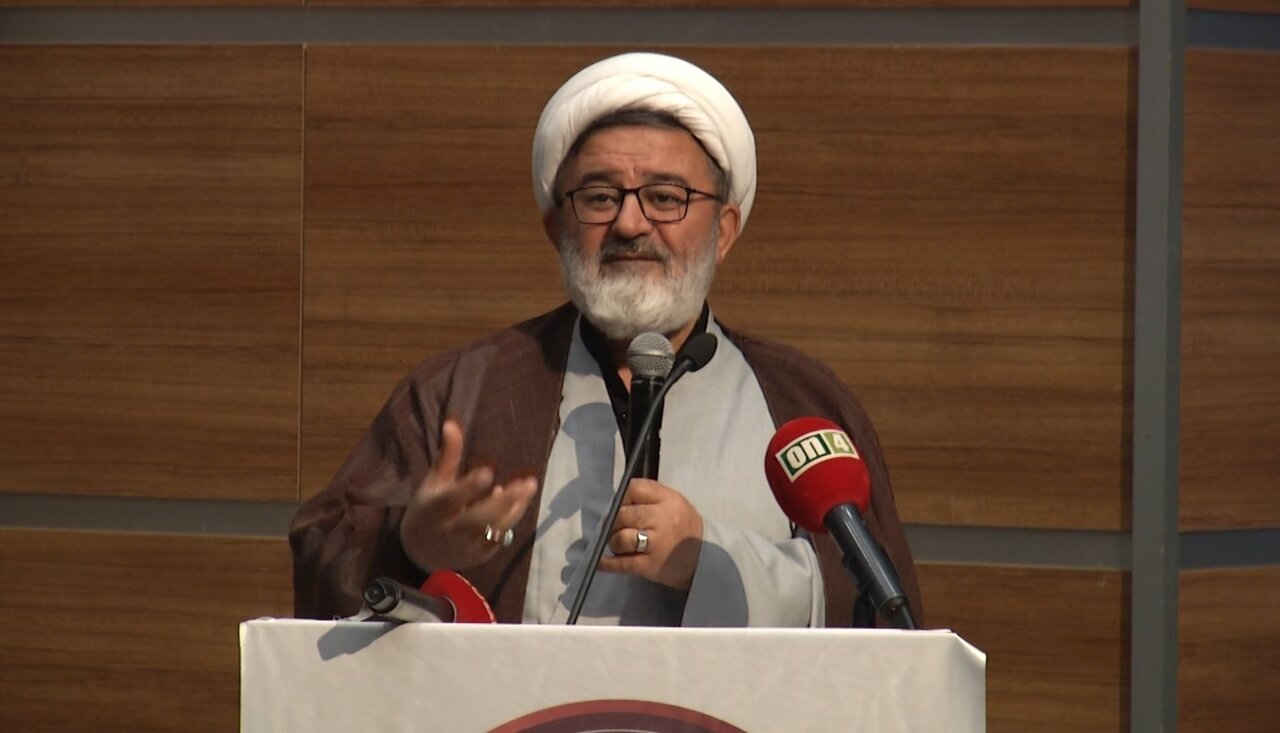 اجتماع مسلمانان در گَبزه ترکیه در حمایت از ایران؛ تأکید بر تداوم گفتمان مقاومت