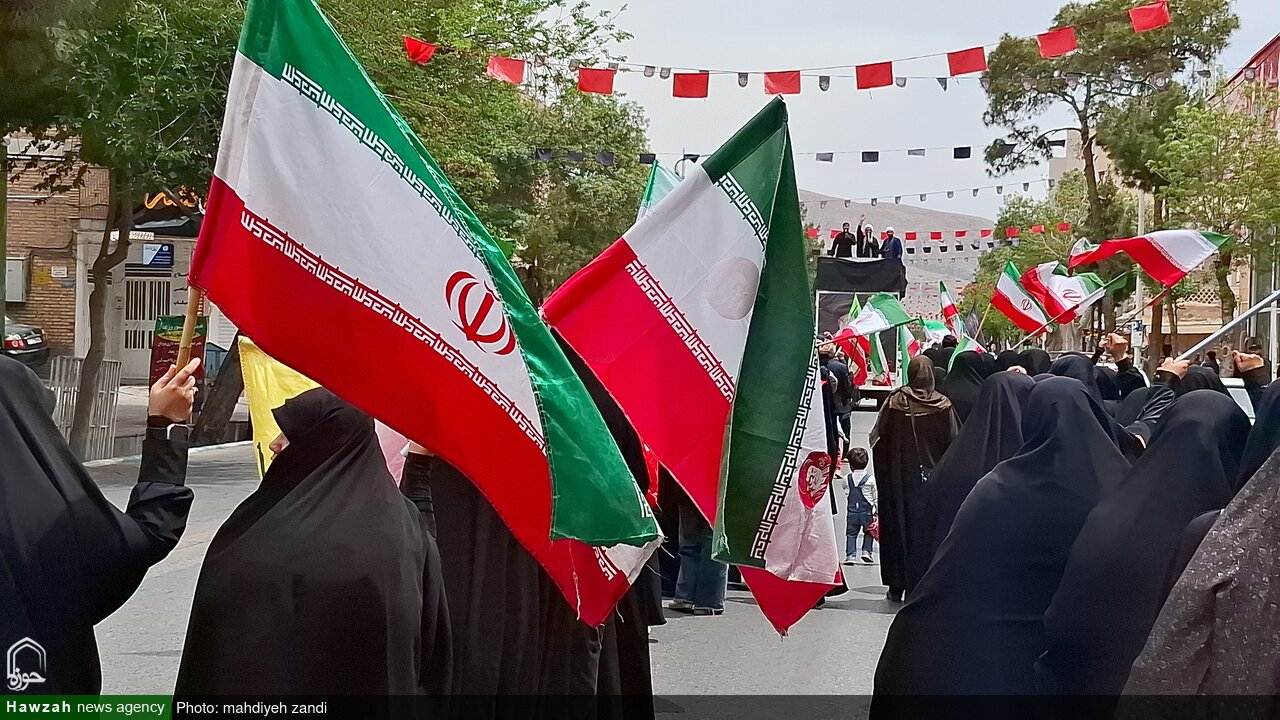 کلیپ| دسته عزاداری طلاب و روحانیون کرمانی در سالروز شهادت امام صادق(ع)