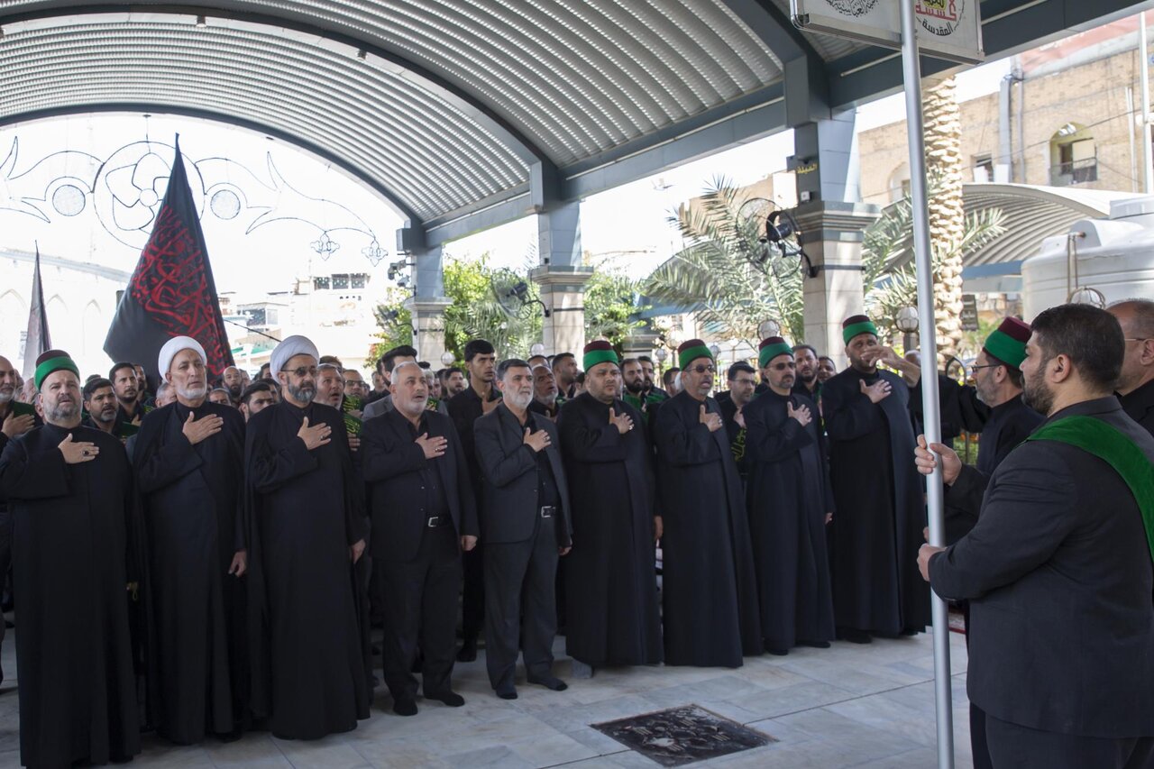 خادمان آستان مقدس حسینی و عباسی، در سالروز شهادت امام جعفر صادق(ع)، عزاداری کردند + تصاویر