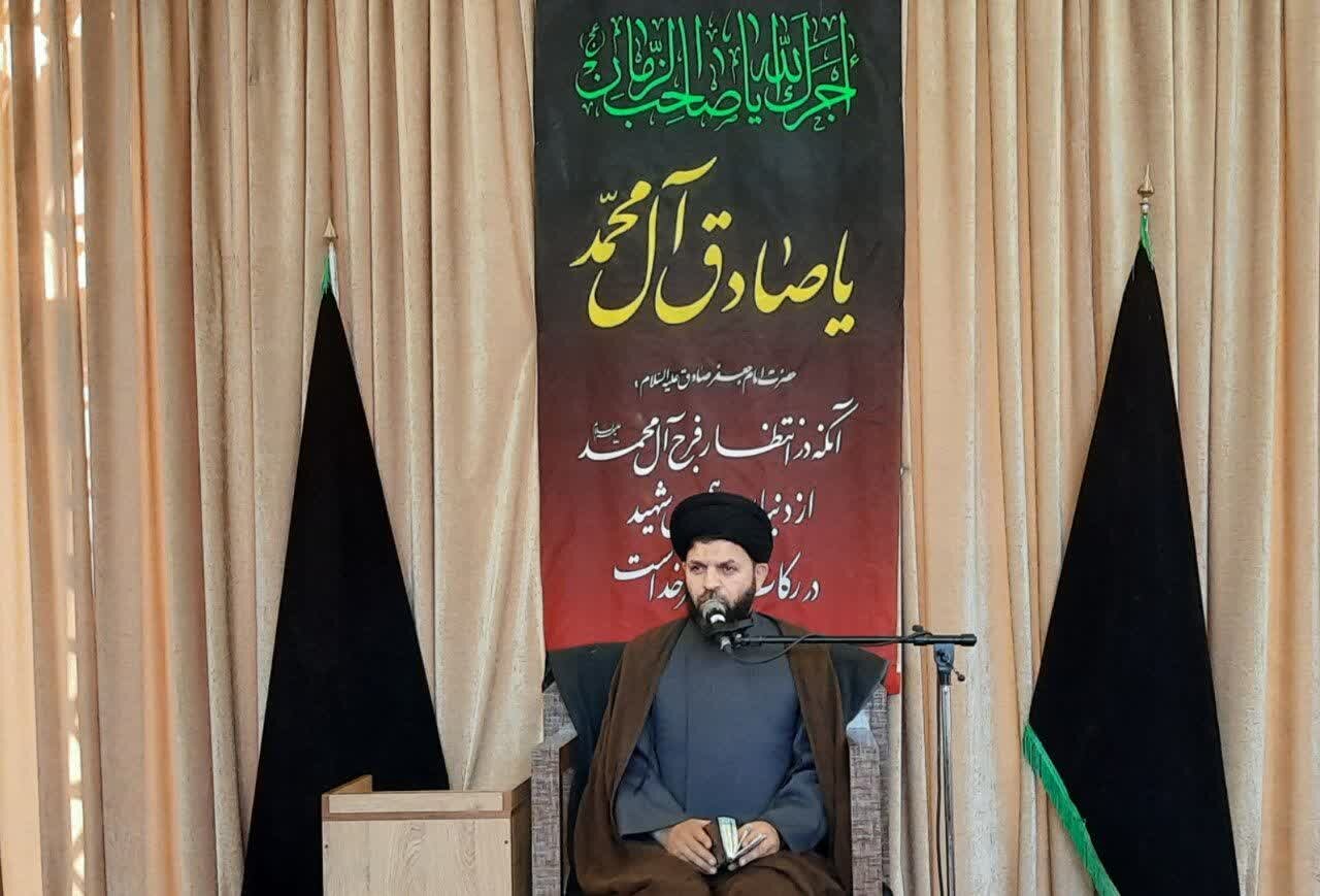همراهی با جبهه حق زمینه‌ساز نصرت الهی و رهایی از عذاب است
