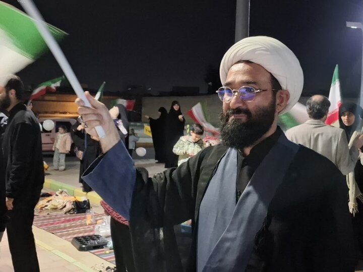 تصاویر | چهل و پنجمین تجمع شبانه مردمی کاشان در میدان امام خامنه ای (ره)