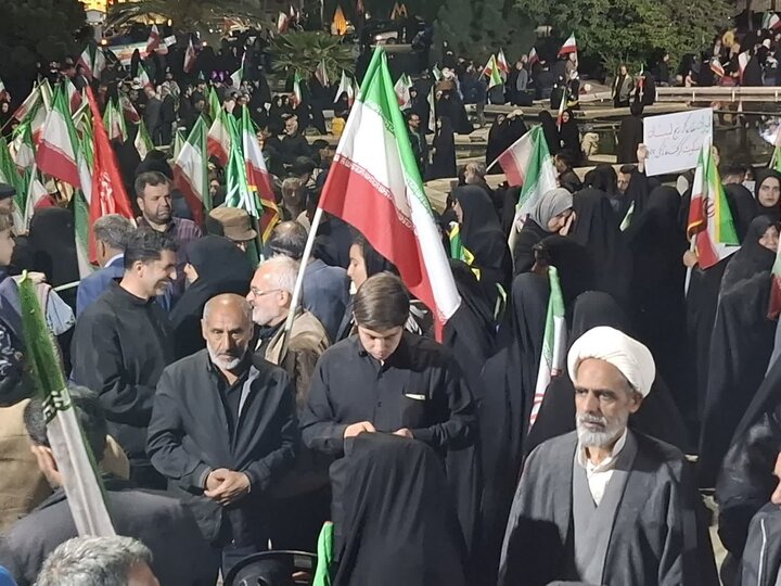 تصاویر | چهل و پنجمین تجمع شبانه مردمی کاشان در میدان امام خامنه ای (ره)