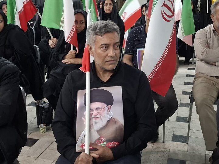 تصاویر/ چهل و پنجمین اجتماع مردمی کاشان مقابل ستاد مرکزی دانشگاه علوم پزشکی کاشان