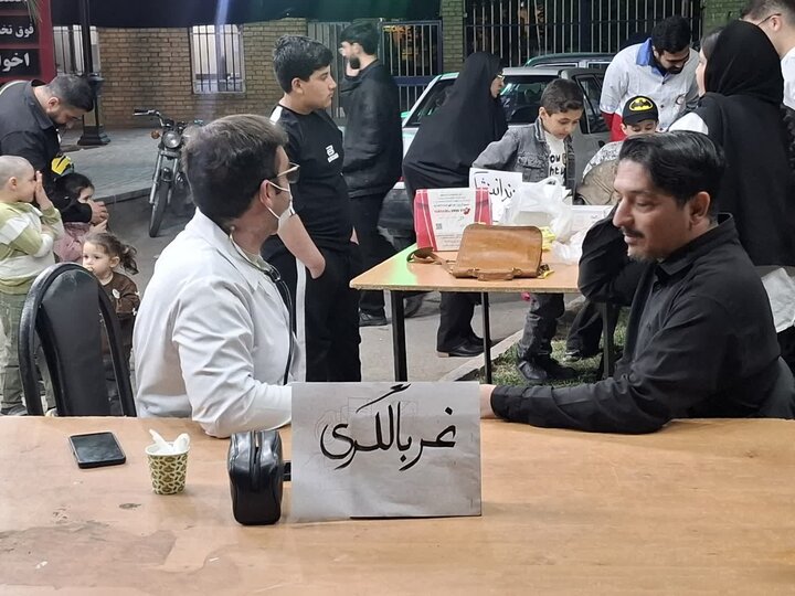 تصاویر/ چهل و پنجمین اجتماع مردمی کاشان مقابل ستاد مرکزی دانشگاه علوم پزشکی کاشان