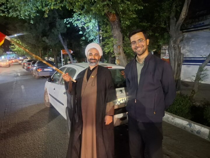 تصاویر/ چهل و پنجمین اجتماع مردمی کاشان مقابل ستاد مرکزی دانشگاه علوم پزشکی کاشان