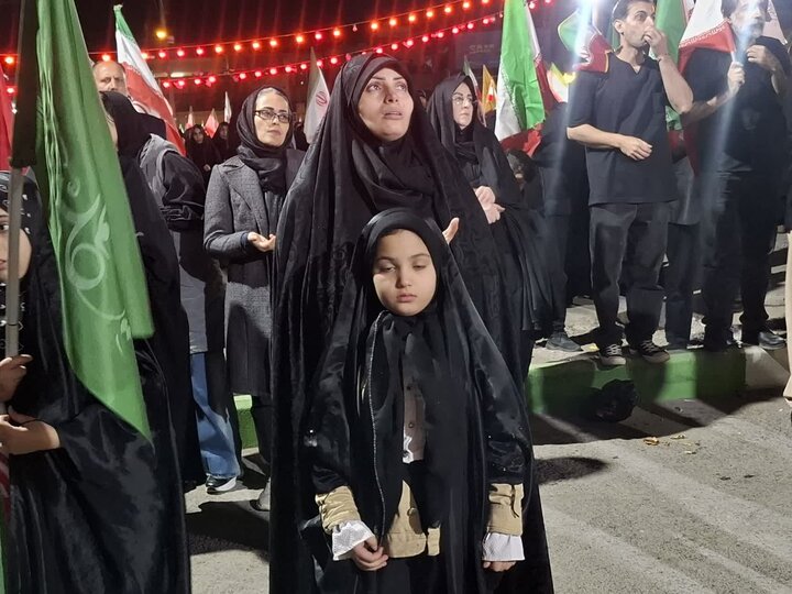 تصاویر | چهل و پنجمین تجمع شبانه مردمی کاشان در خیابان امیرکبیر چهار راه سلمان