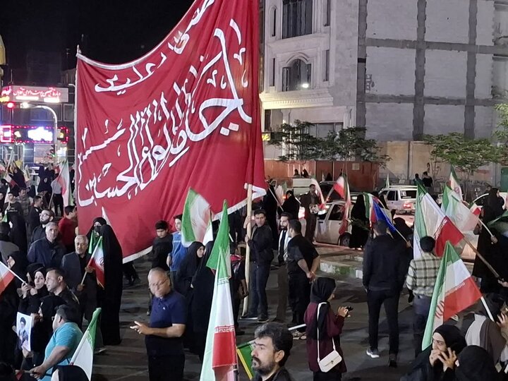 تصاویر | چهل و پنجمین تجمع شبانه مردمی کاشان در خیابان امیرکبیر چهار راه سلمان