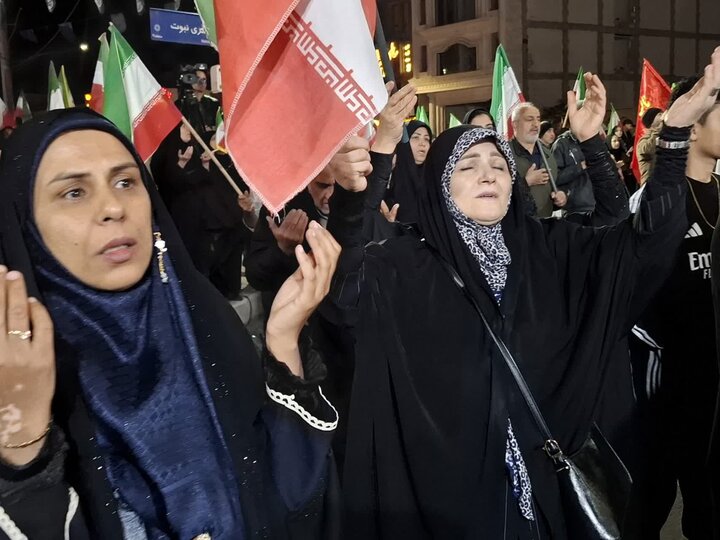 تصاویر | چهل و پنجمین تجمع شبانه مردمی کاشان در خیابان امیرکبیر چهار راه سلمان