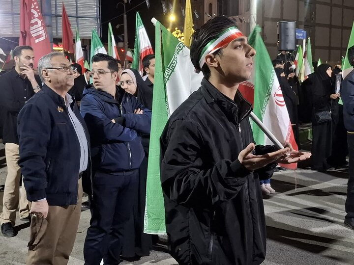 تصاویر | چهل و پنجمین تجمع شبانه مردمی کاشان در خیابان امیرکبیر چهار راه سلمان
