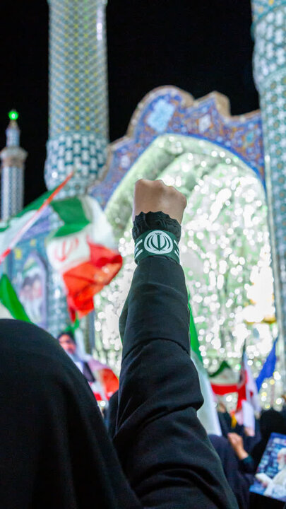 تصاویر| چهل و پنجمین تجمع شبانه مردمی آران وبیدگل در هلال بن علی (ع)