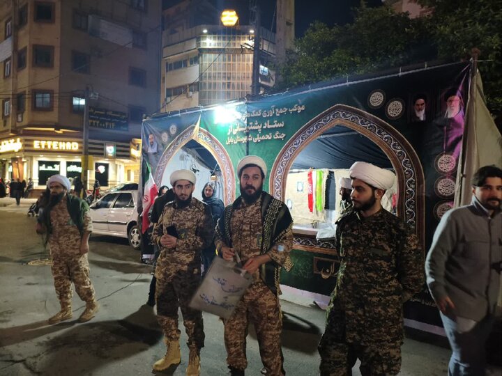 تصاویر/ برپایی موکب جمع آوری کمک های مردمی به جبهه اسلامی توسط طلاب بسیجی حوزه مقاومت علامه سعیدالعلماء شهرستان بابل