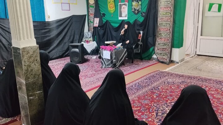 تصاویر/ برگزاری مراسم شهادت امام صادق(ع) در تعدادی از مدارس علمیه خواهران استان کرمان