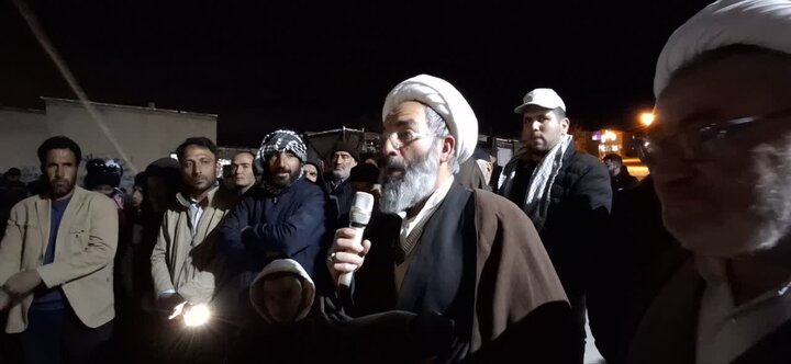 تصاویر/ حضور اساتید مدرسه علمیه خوی در روستاهای این شهرستان در جهت تبیین مسائل روز