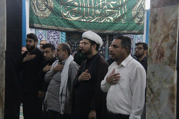 تصاویر/ گرامیداشت شهادت امام صادق(ع) در مدرسه علمیه امام خمینی(ره)
